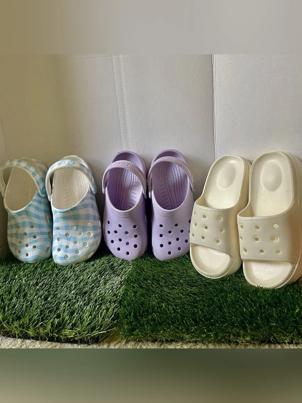 Crocs Lot 3 Classic Clogs Slides Gingham Lavender White J4 W6 M6/W8